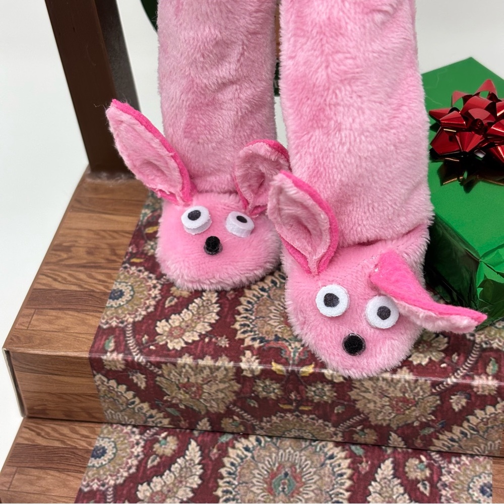 NWT 2025 ANNALEE DOLLS 10” A CHRISTMAS STORY A PINK NIGHTMARE! RALPHIE /250 - Picture 3 of 9